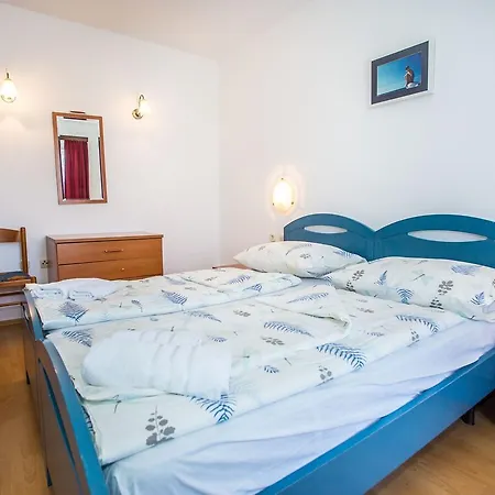 Stancija Lindi Porec Vrvari